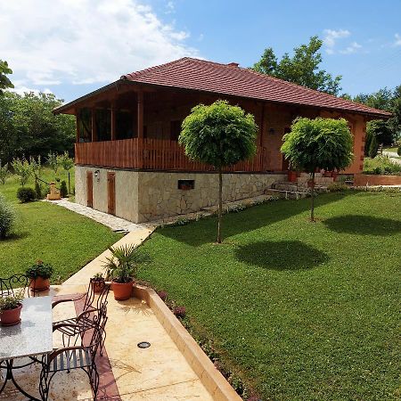 Kuca Za Uzivanje Valjevo Ngoại thất bức ảnh